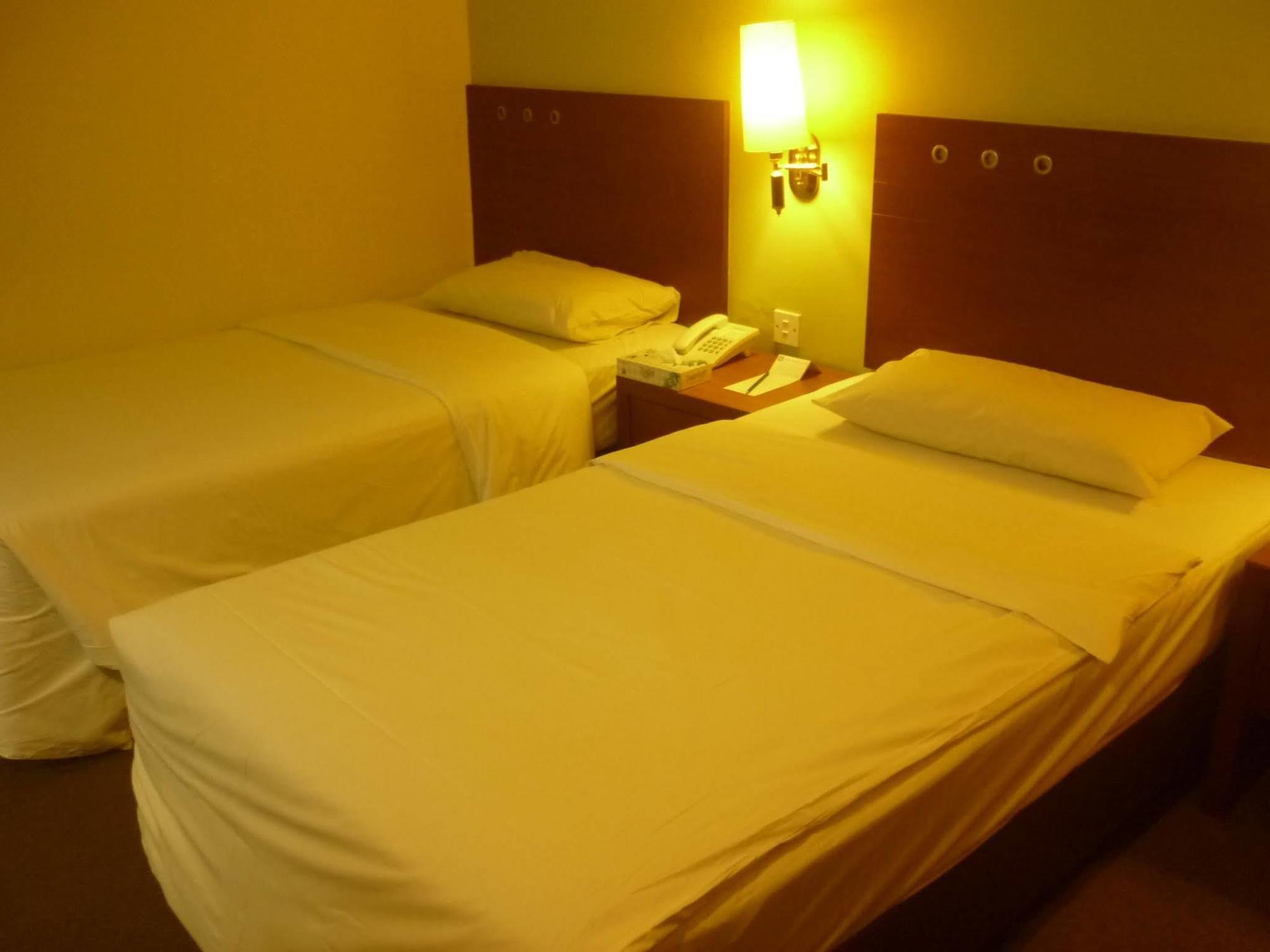 Muar Traders Hotel Exterior foto