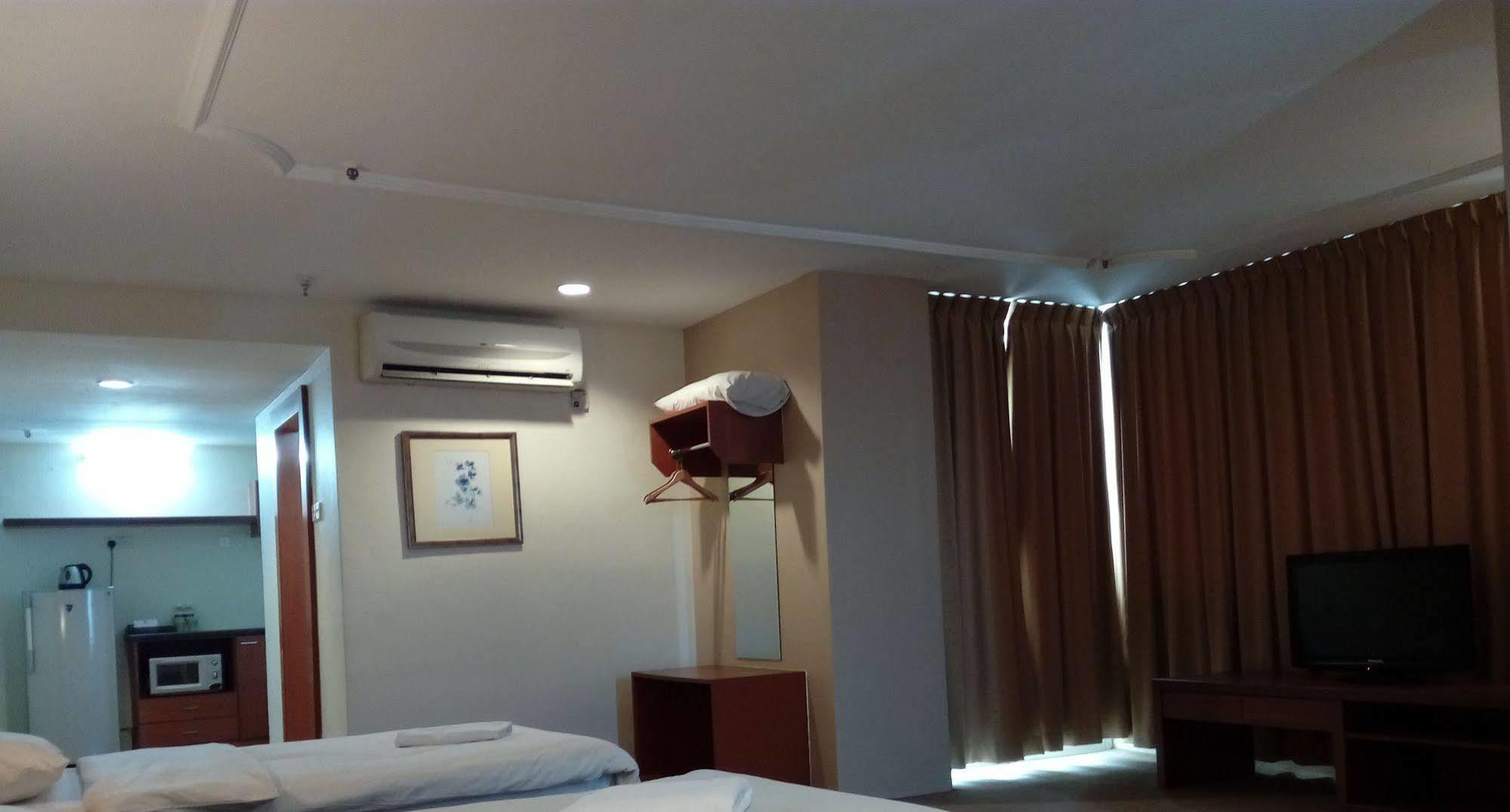 Muar Traders Hotel Exterior foto